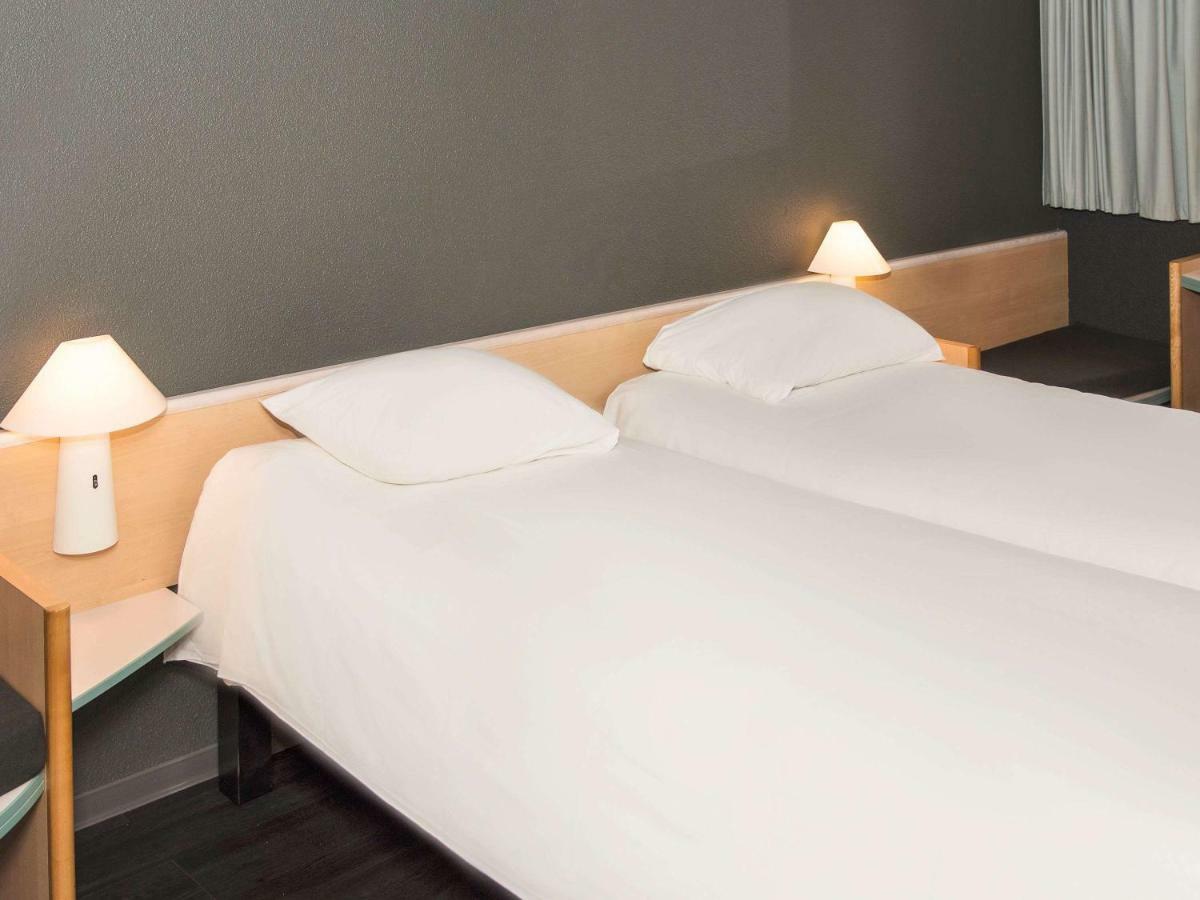 Ibis Rennes Beaulieu Hotel Cesson-Sevigne Bagian luar foto