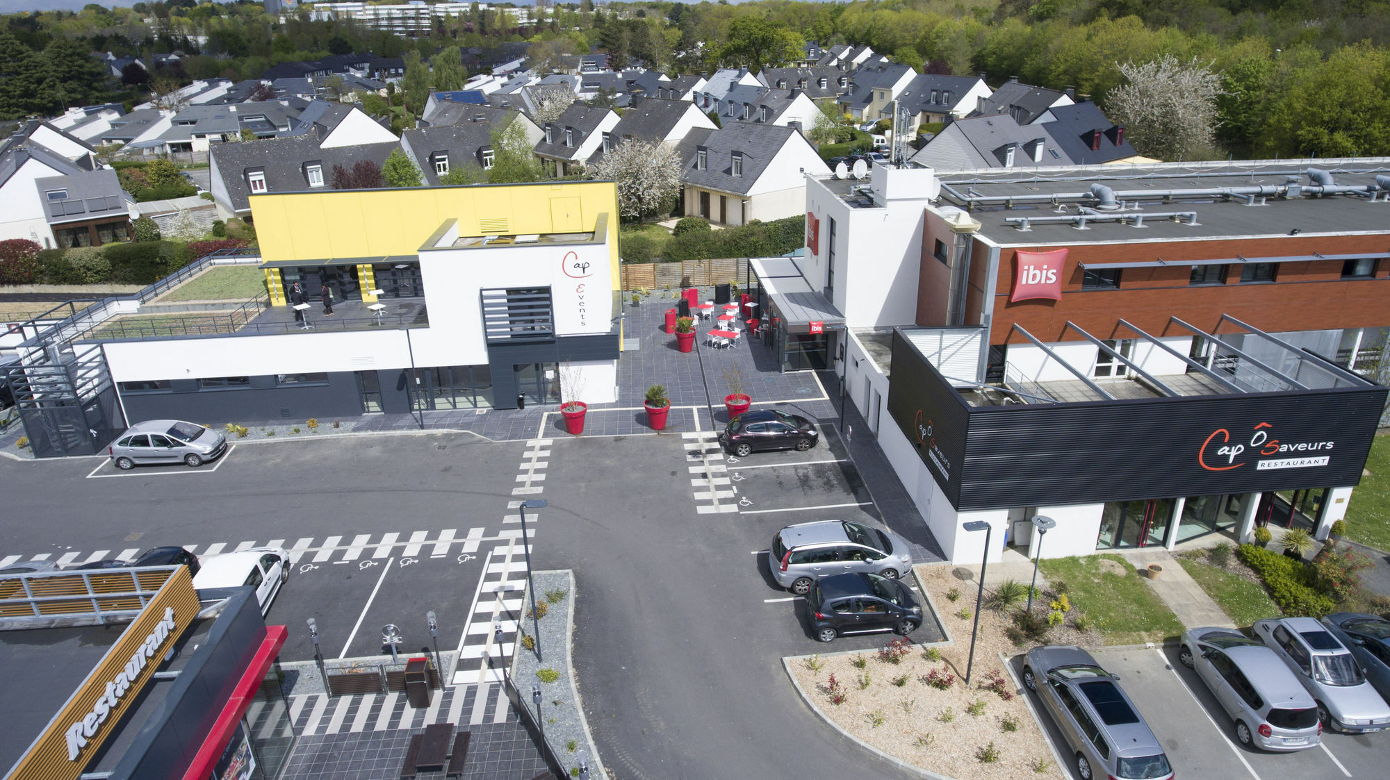 Ibis Rennes Beaulieu Hotel Cesson-Sevigne Bagian luar foto